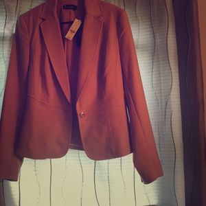 Cute mauve blazer!!